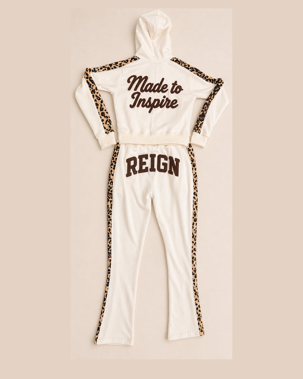 Her REIGN Flare Set — Wild Ambition
